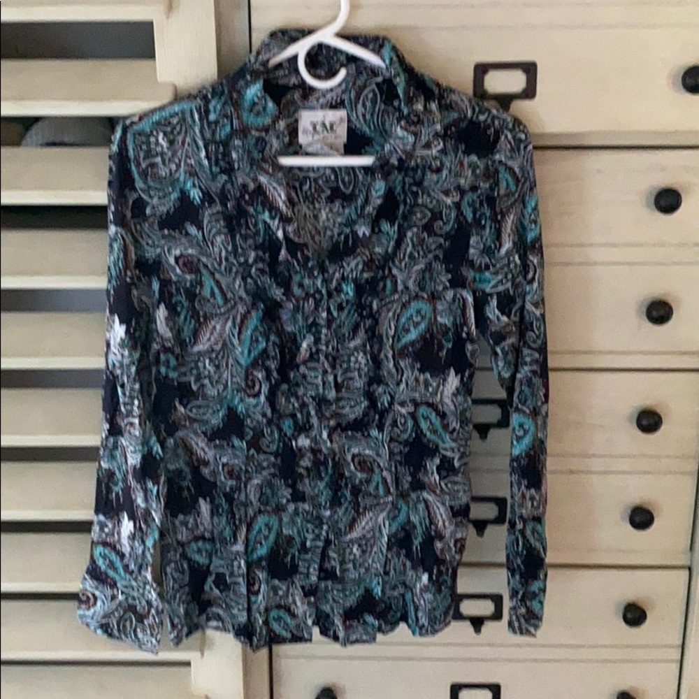 Long sleeved button-up blouse